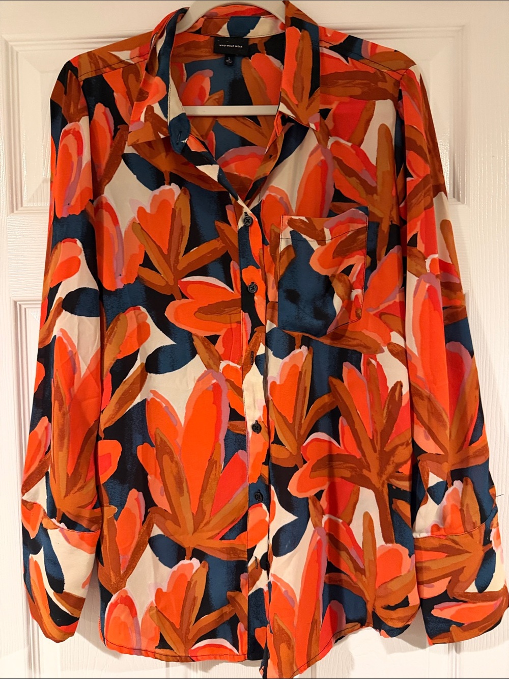 Who What Wear Orange Navy Floral Button-Down Shirt Large
